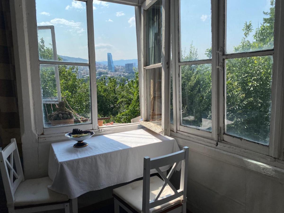 Дом Тины Apartment Tbilisi Exterior photo